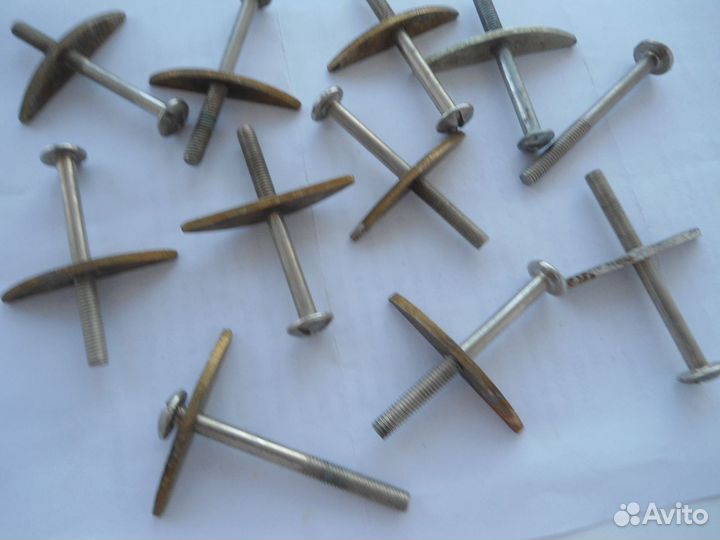 Болты мебельные