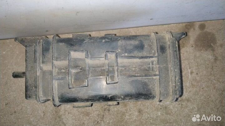 Абсорбер (фильтр угольный) Honda Accord 7