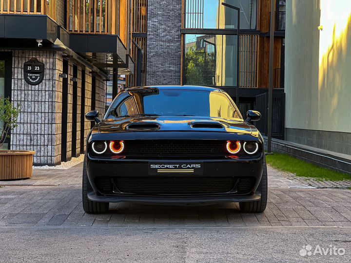 Аренда Dodge Challenger без водителя