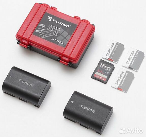 Бокс для хранения карт памяти и аккумуляторов