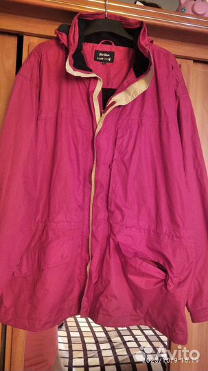 Ветровка женская