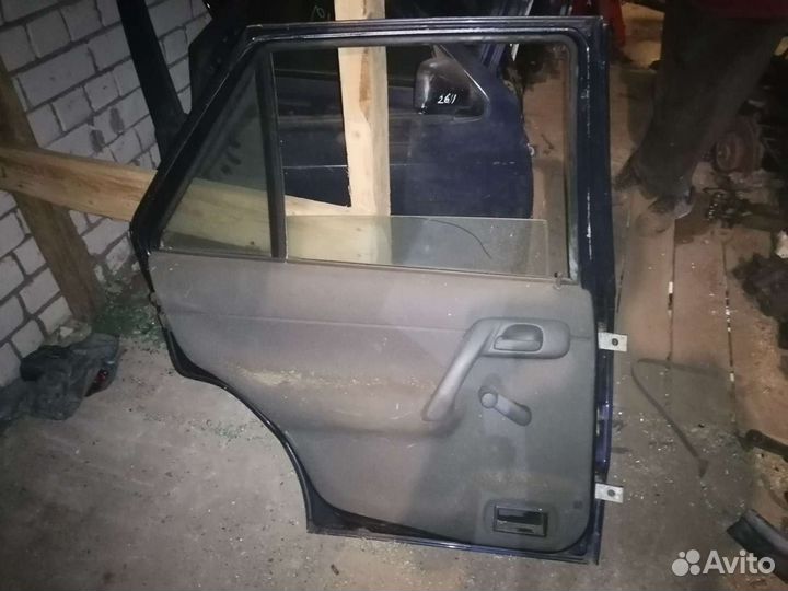 Дверь задняя левая skoda felicia