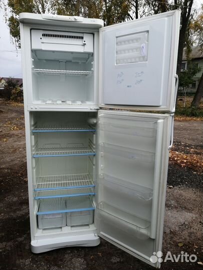 Холодильник бу indesit