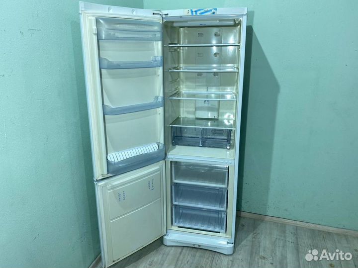 Холодильник Indesit