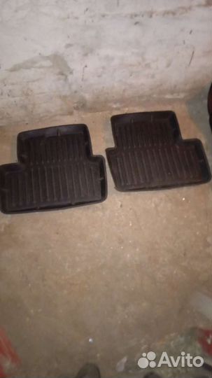 Автомобильные коврики резиновые
