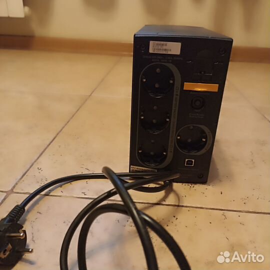 Источник бесперебойного питания APC Back-UPS ES 70