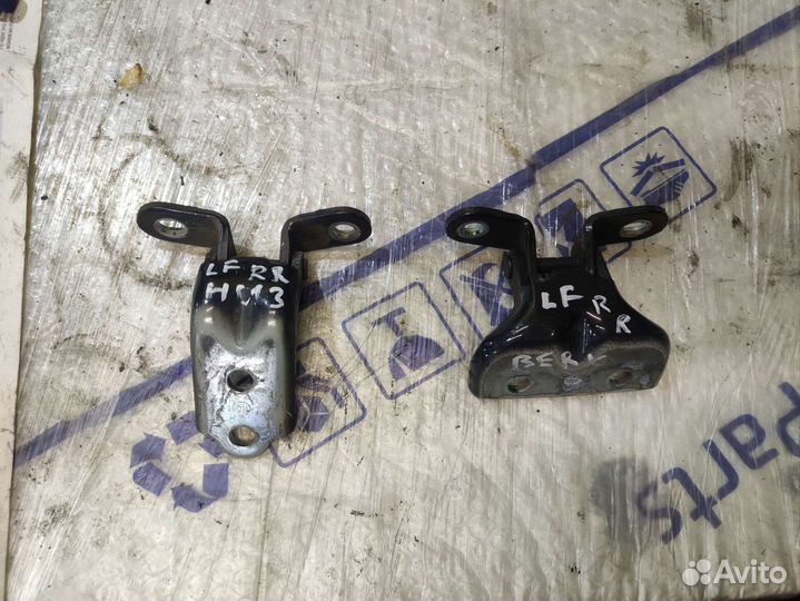 Петли задней правой двери Hyundai Sonata 7 LF