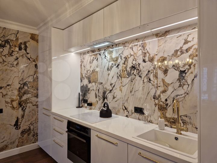 4-к. квартира, 92 м², 7/24 эт.