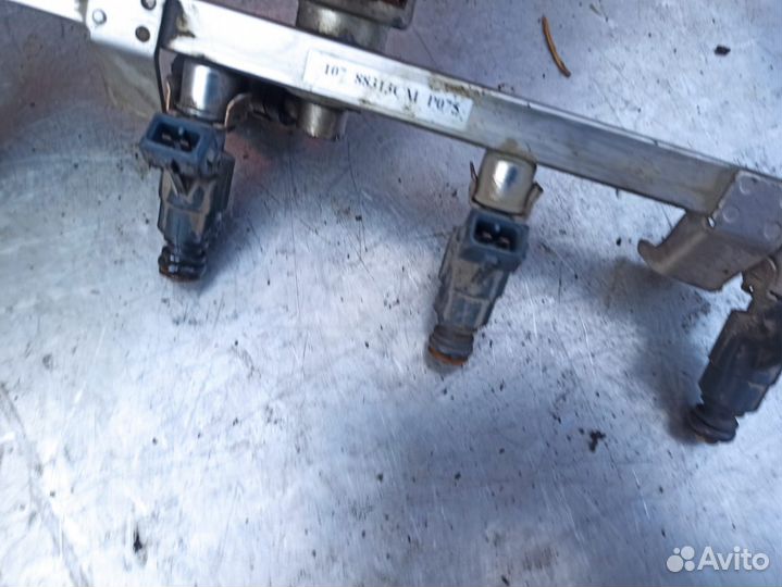 Рампа с форсунками Geely MK