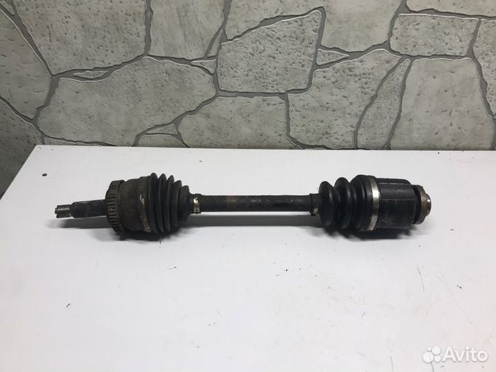 Привод передний правый Kia Sportage II 2.0 2006