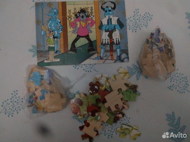 Пазлы, книжки, игрушки