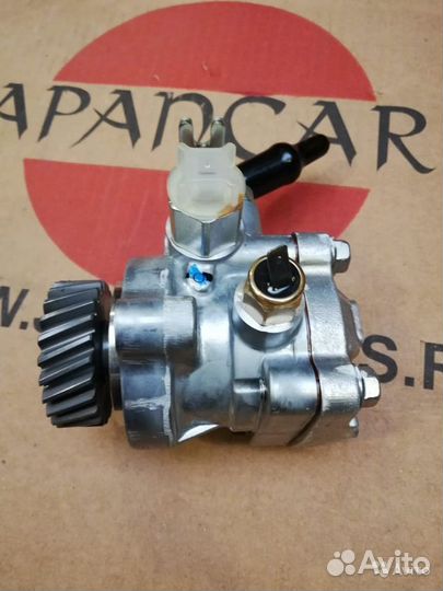 Насос гидроусилителя руля Mitsubishi L200 MR992873