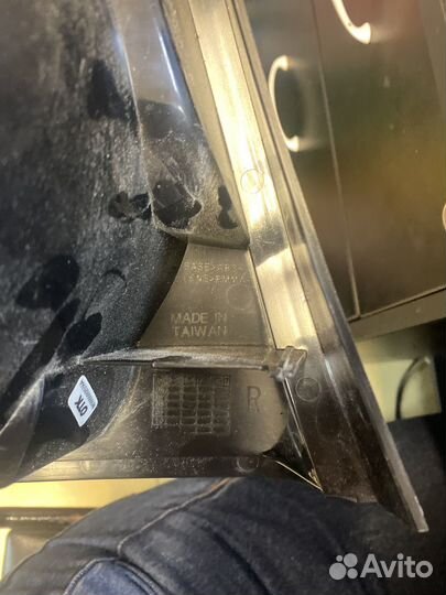 Фонарь задний правый renault logan