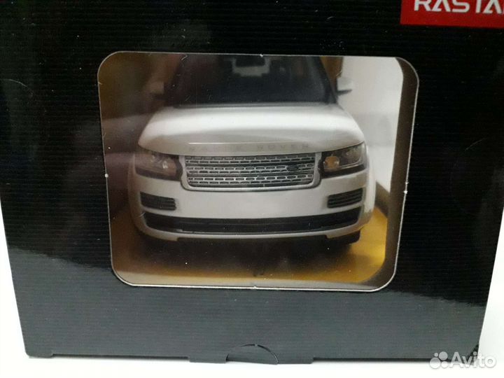 Модели Range Rover в масштабе 1:24