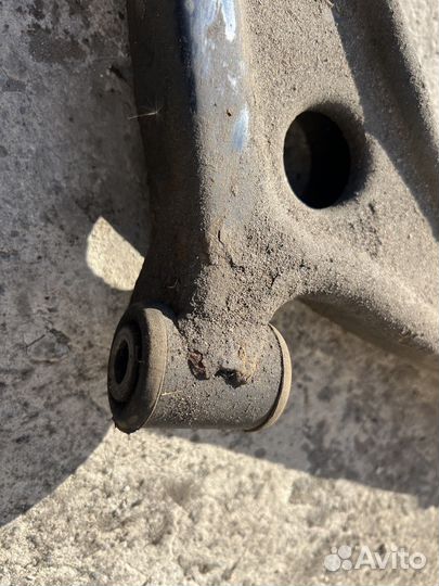 Рычаг передний правый Mitsubishi ASX