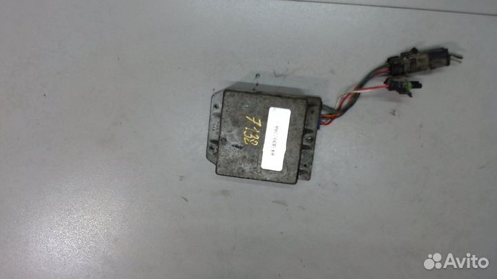 Коммутатор зажигания Volkswagen Golf 4, 1998