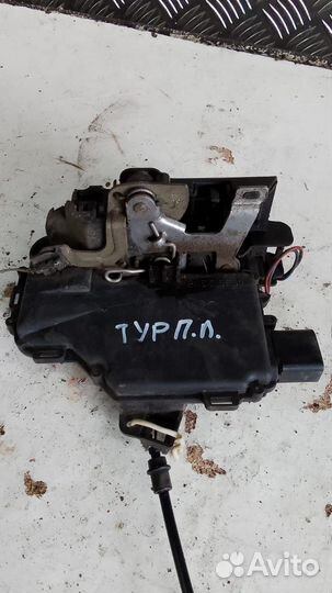 Замок передний левый Skoda Octavia Tour