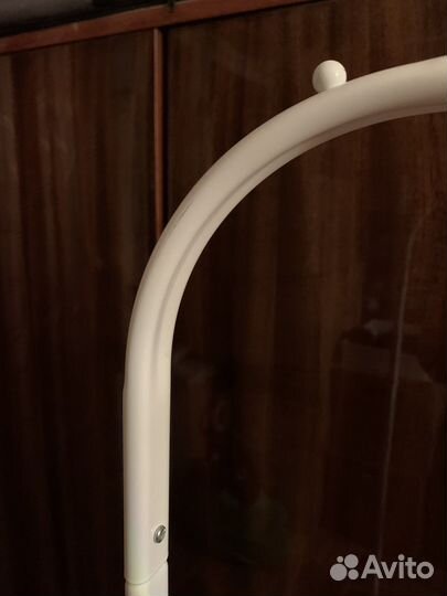 Рейл для одежды напольный