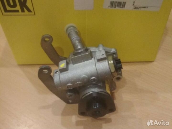 Усилитель гур Мерседес V klass W 638