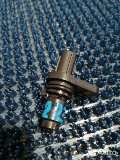 Датчик положения распредвала Toyota Noah