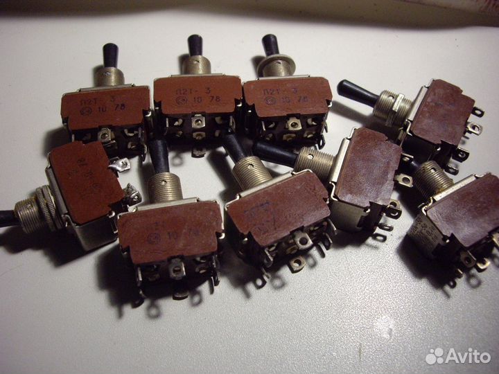 Двухполюсные тумблеры П2Т-3