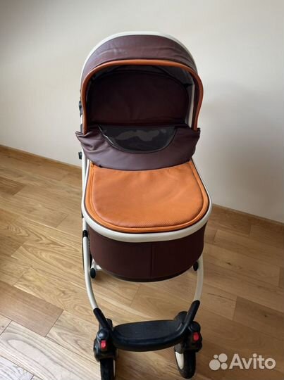 Детская коляска 3 в 1