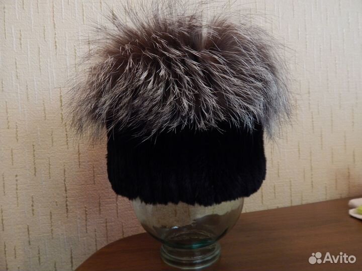 Шапка норковая вязаная с чернобуркой