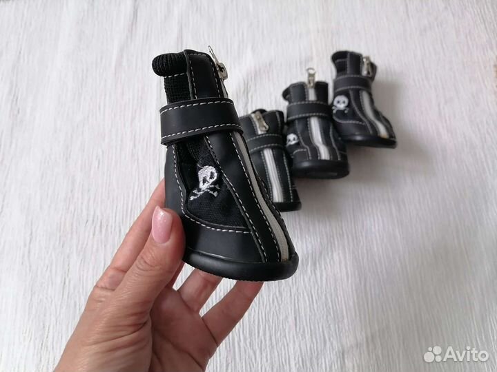 Обувь сапожки для маленьких собак