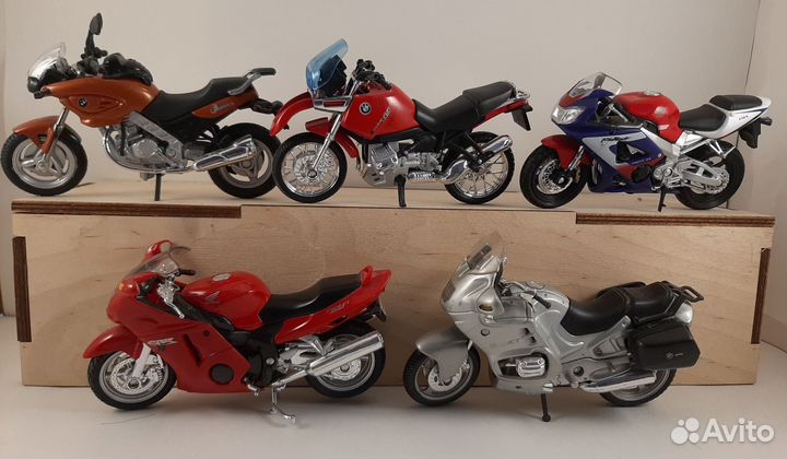 Модель мотоцикла 1:18