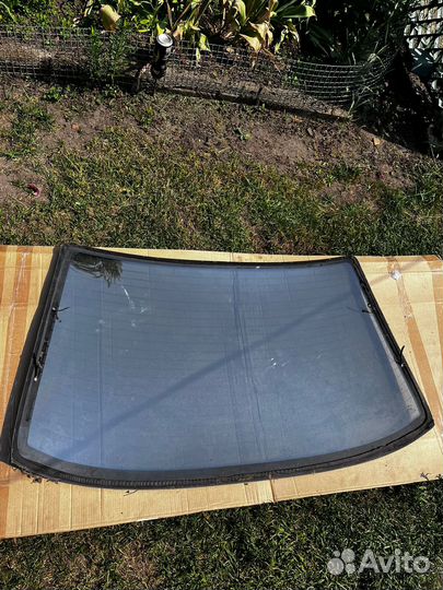 Стекло заднее на BMW, E34