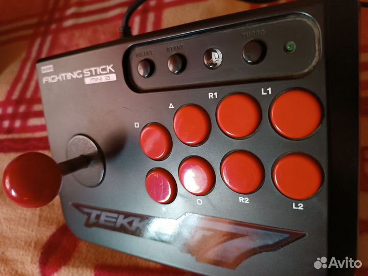 Аркадный стик Hori Fighting Stick Mini 3