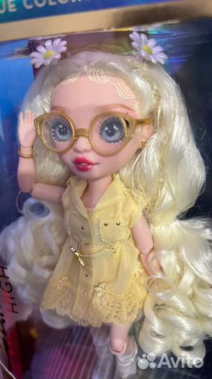 Кукла Rainbow High Delilah Делайла