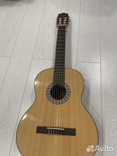 Гитара классическая 6 струнная