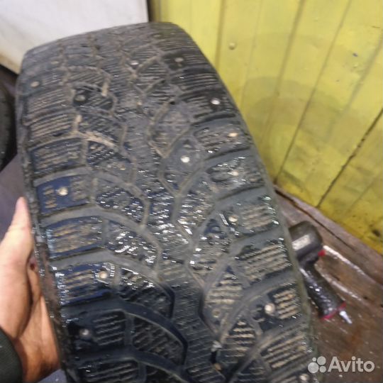 Bridgestone Blizzak Spike-01 185/65 R15