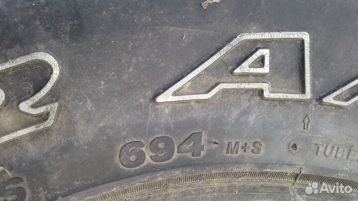 Bridgestone Dueler A/T 275/70 R16