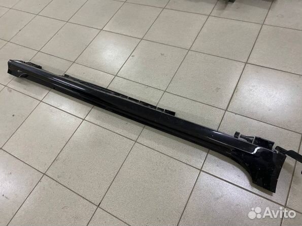 Порог правый Toyota Corolla E210