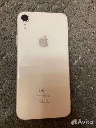iPhone Xr, 64 ГБ