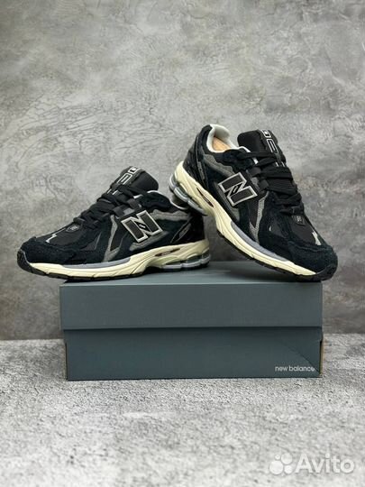 Удобные New Balance 1906