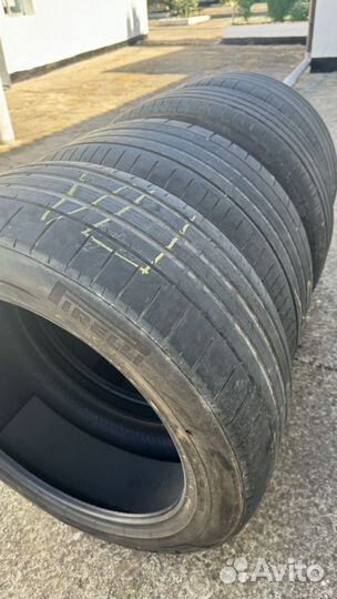 Pirelli P Zero 275/45 R21 и 315/40 R21 110Y