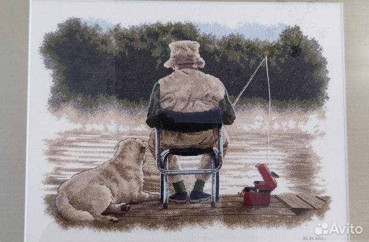 Картина вышитая (ручная работа) Рыбак с собакой