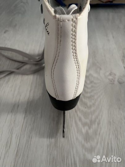 Фигурные коньки sofia 27, по стельке 16,5 см