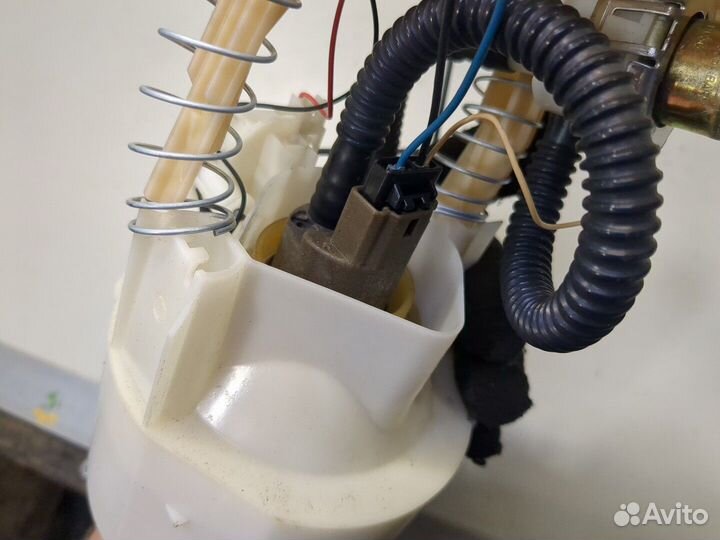 Насос топливный электрический Renault Scenic, 2001