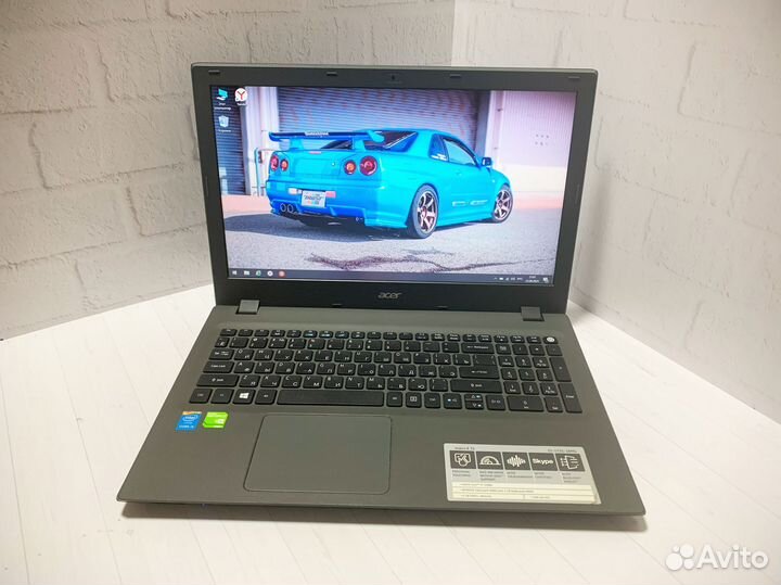 Ноутбук Acer i5/8Gb/SSD /2 видеокарты