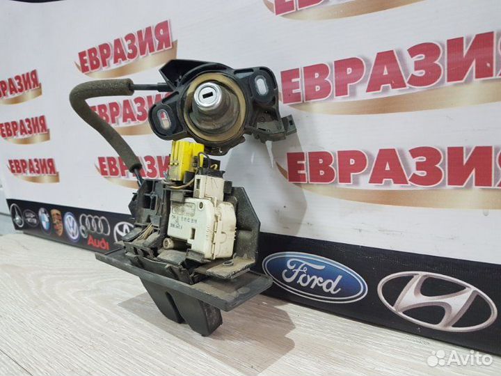 Замок багажника Opel Vectra W0L0ZCF6931045204