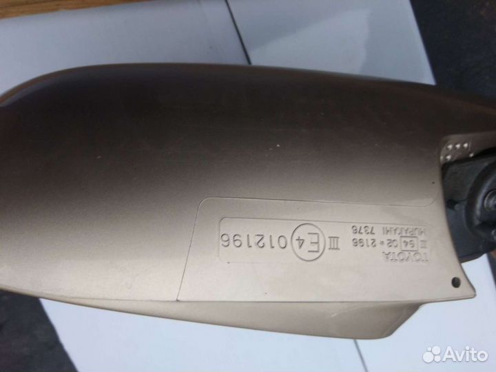 Зеркало заднего вида,правое