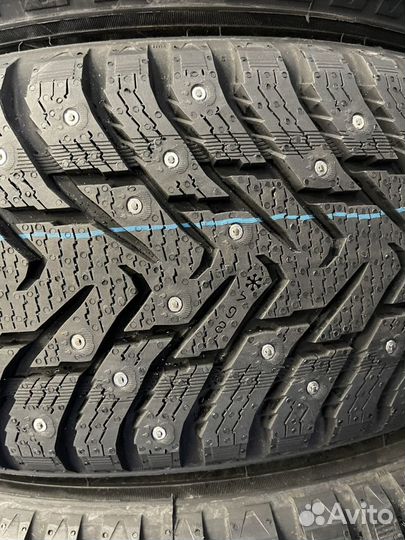 Ikon Tyres Nordman 8 215/60 R17 100T