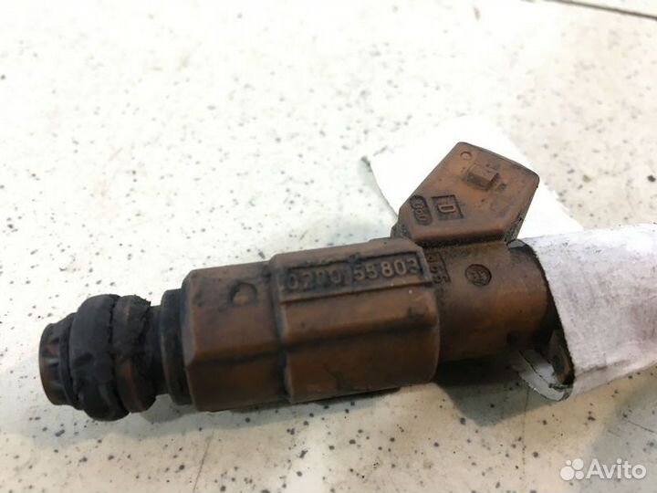 Топливная форсунка Пежо 306