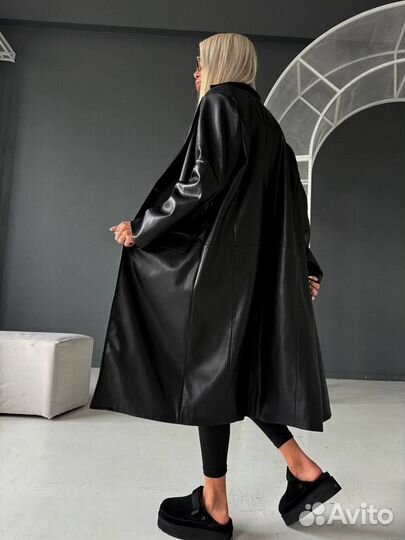 Тренч Balensiaga