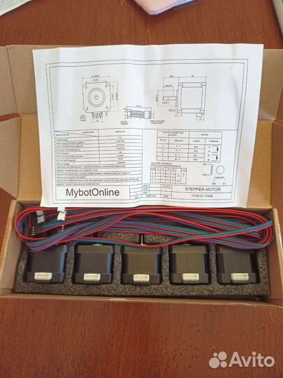 Шаговый двигатель nema 17 с драйверами и прочим