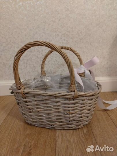 Плетеные корзинки для подарков